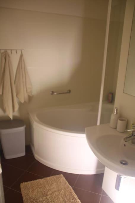 Jasmine Apartment - Free Parking - City Center - Skibus - Tatralandia 5Km Liptovsky Mikulas Exterior photo